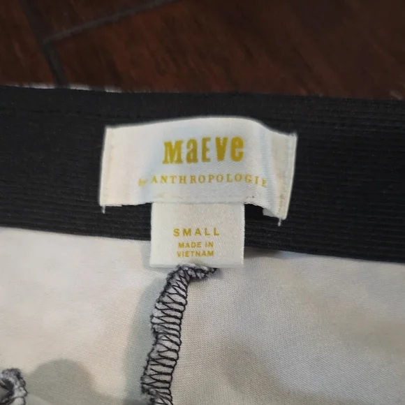 Maeve Monochrome Floral Trousers A51 - Picture 2 of 4